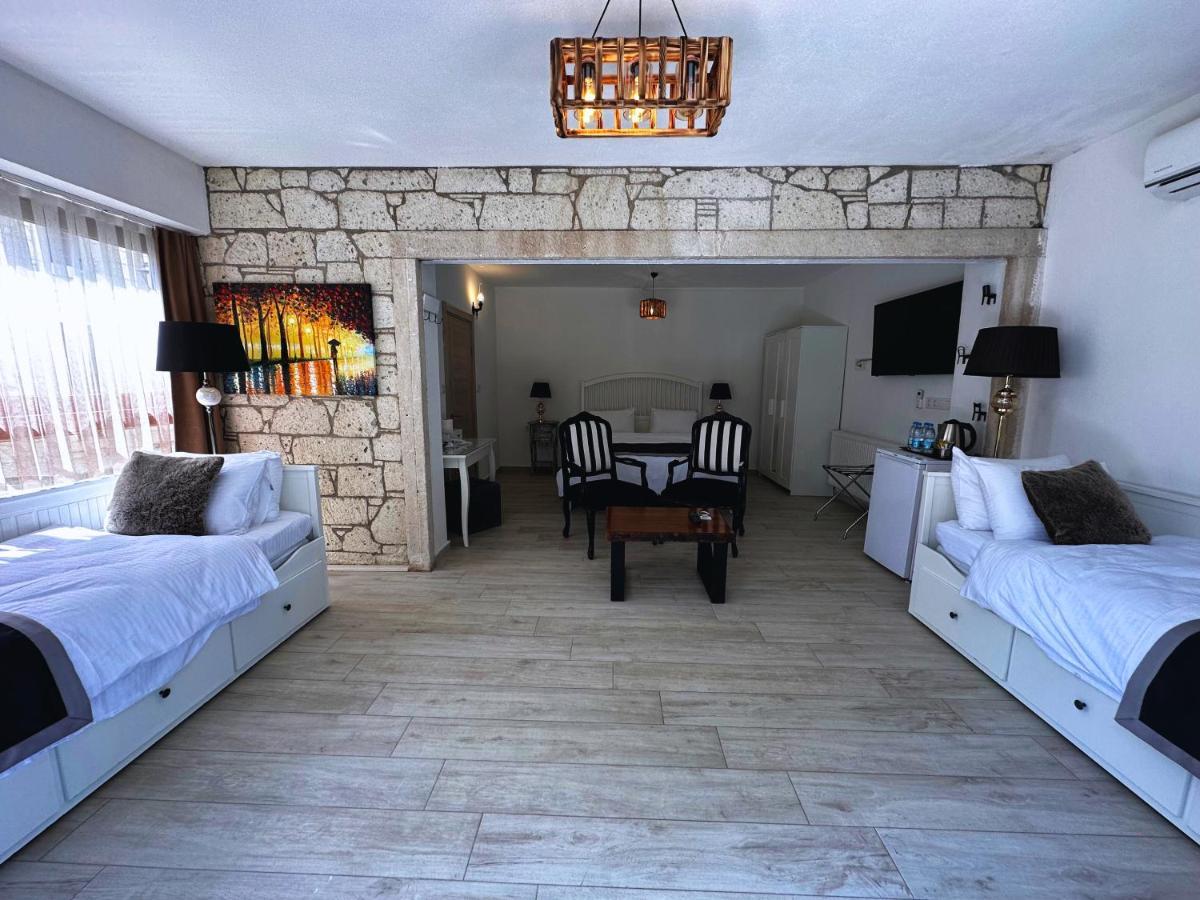 Fizzio Alacati Hotel エクステリア 写真